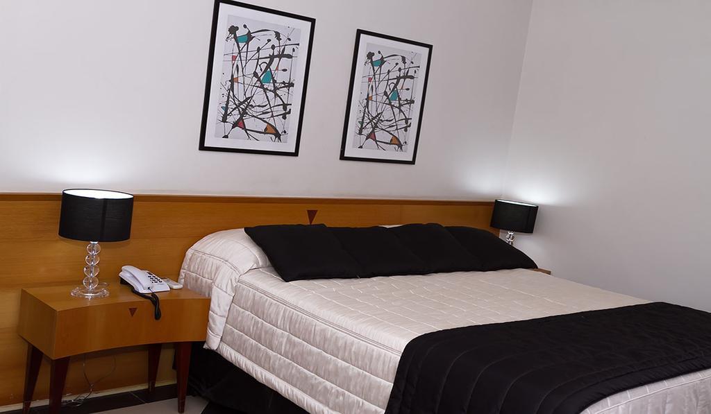 Hotel Canada 3*